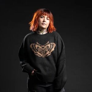 Tomboy Butterfly Girrlscout CARTER Black and Tan Thick KnitSweater